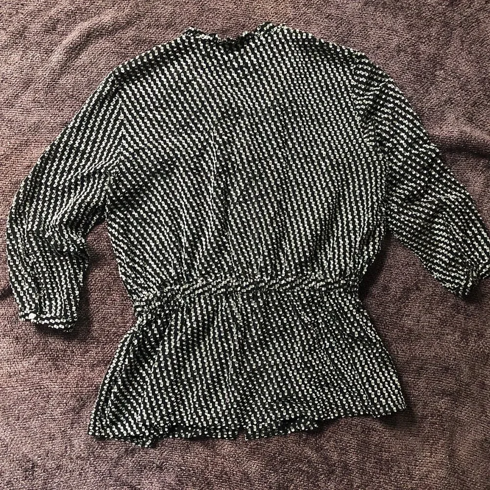 & Other Stories Black and White Pattern Blouse - Picture 3 of 11